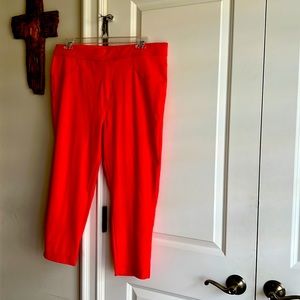 Never used Capri pants. Color: pink /tangerine